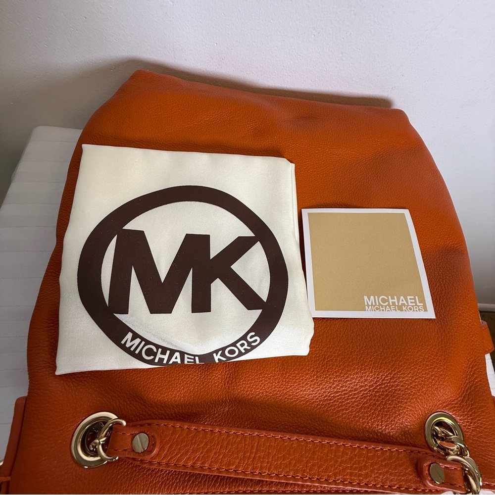 MICHAEL Michael Kors Soft Orange Leather Gold Chain Shoulder/Crossbody/Hand Bag - Picture 14 of 16